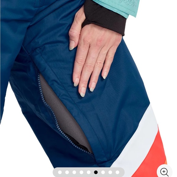 Tipsey Elf retro Ski snowsuit - beautiful and NEVER worn! - Picture 10 of 11